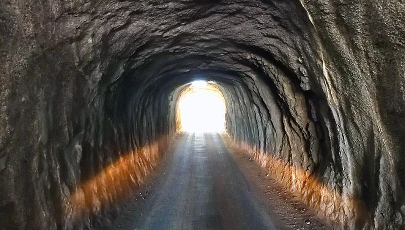 折古ノ浜トンネル（おりこのはまとんねる）