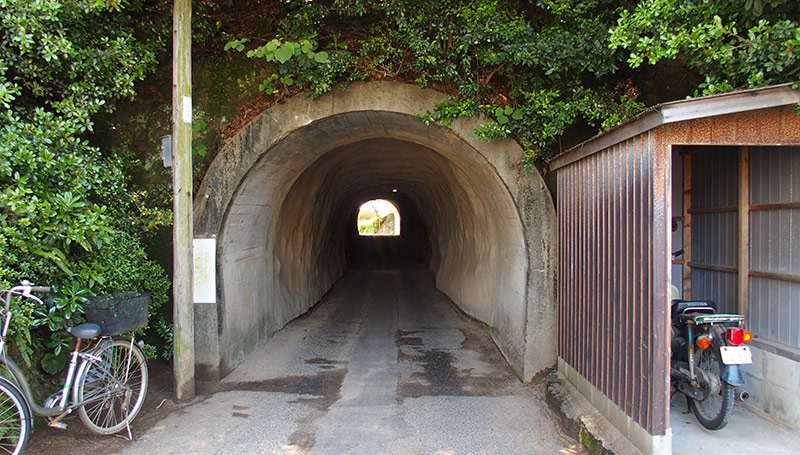 折古ノ浜トンネル（おりこのはまとんねる）